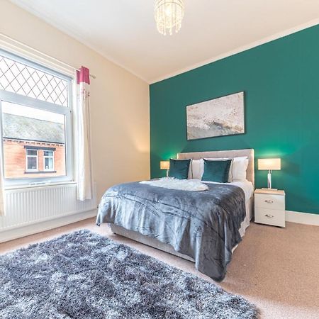 *King Bed* Luxury City Centre House Barrow-in-Furness Eksteriør billede