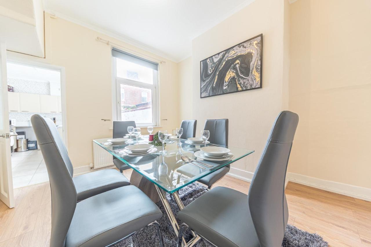 *King Bed* Luxury City Centre House Barrow-in-Furness Eksteriør billede