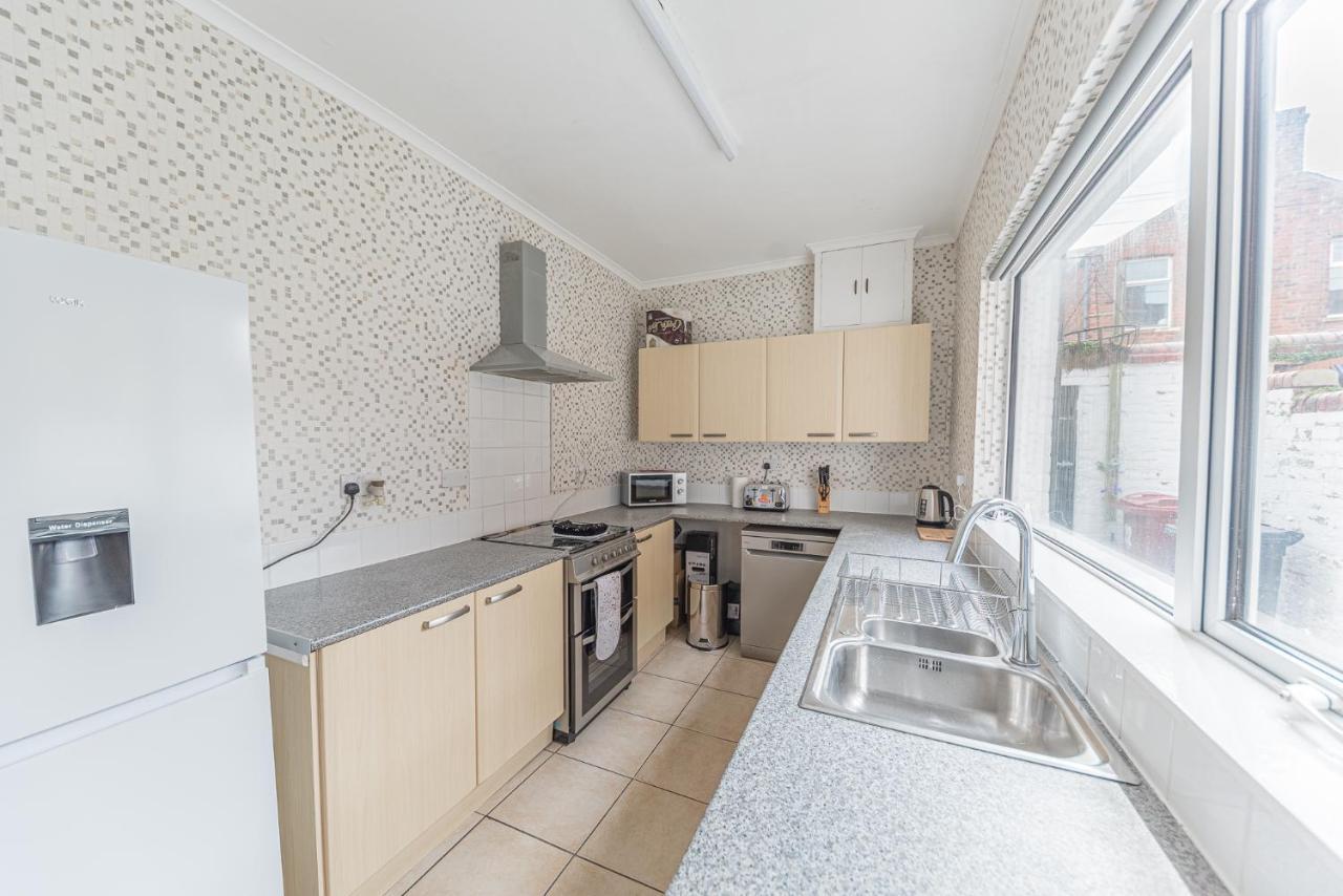 *King Bed* Luxury City Centre House Barrow-in-Furness Eksteriør billede